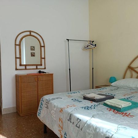 Affittacamere , Rooms Near Trastevere Station Roma Ngoại thất bức ảnh