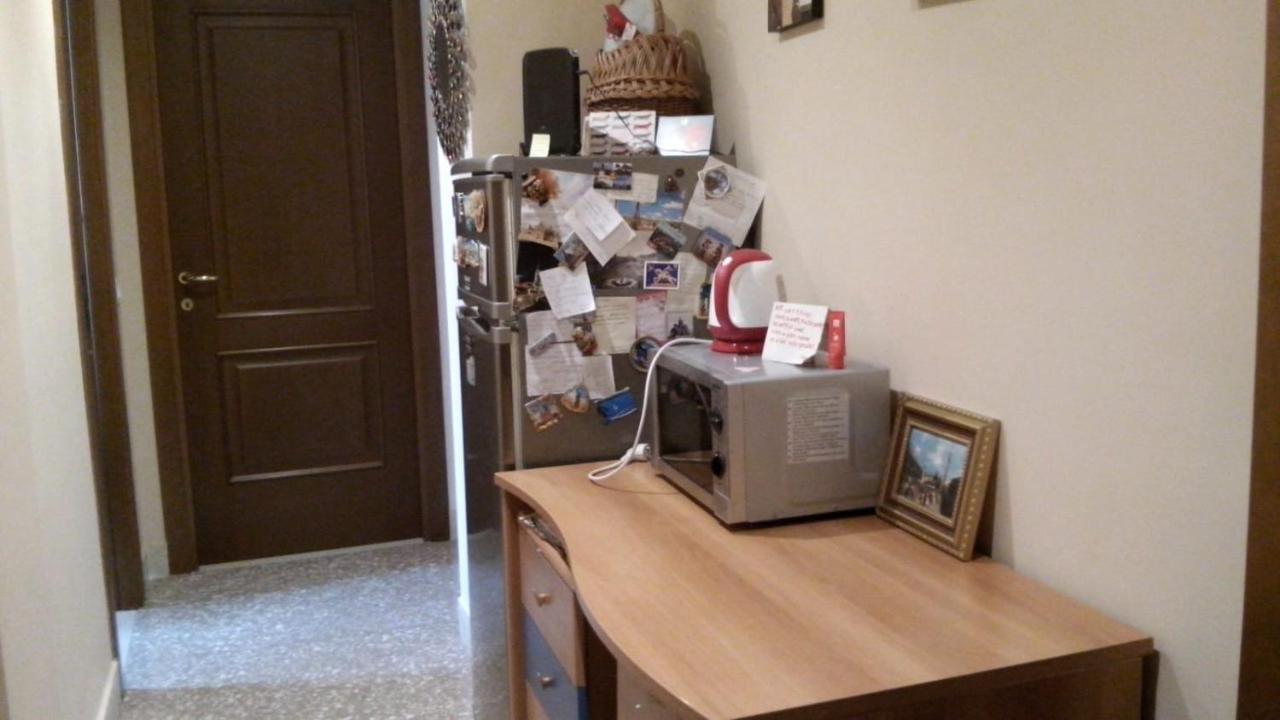 Affittacamere , Rooms Near Trastevere Station Roma Ngoại thất bức ảnh